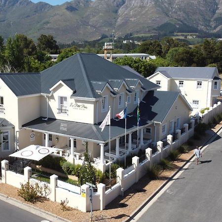 Le Petit Paris Hotell Franschhoek Exteriör bild