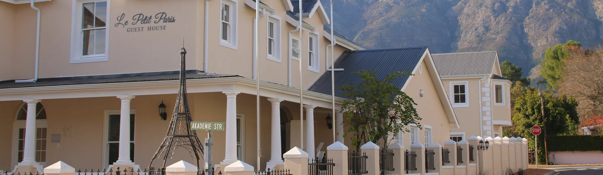 Le Petit Paris Hotell Franschhoek Exteriör bild